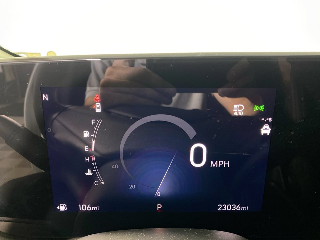 Certified 2024 Buick Encore GX Preferred w/ Comfort Package FWD image 15