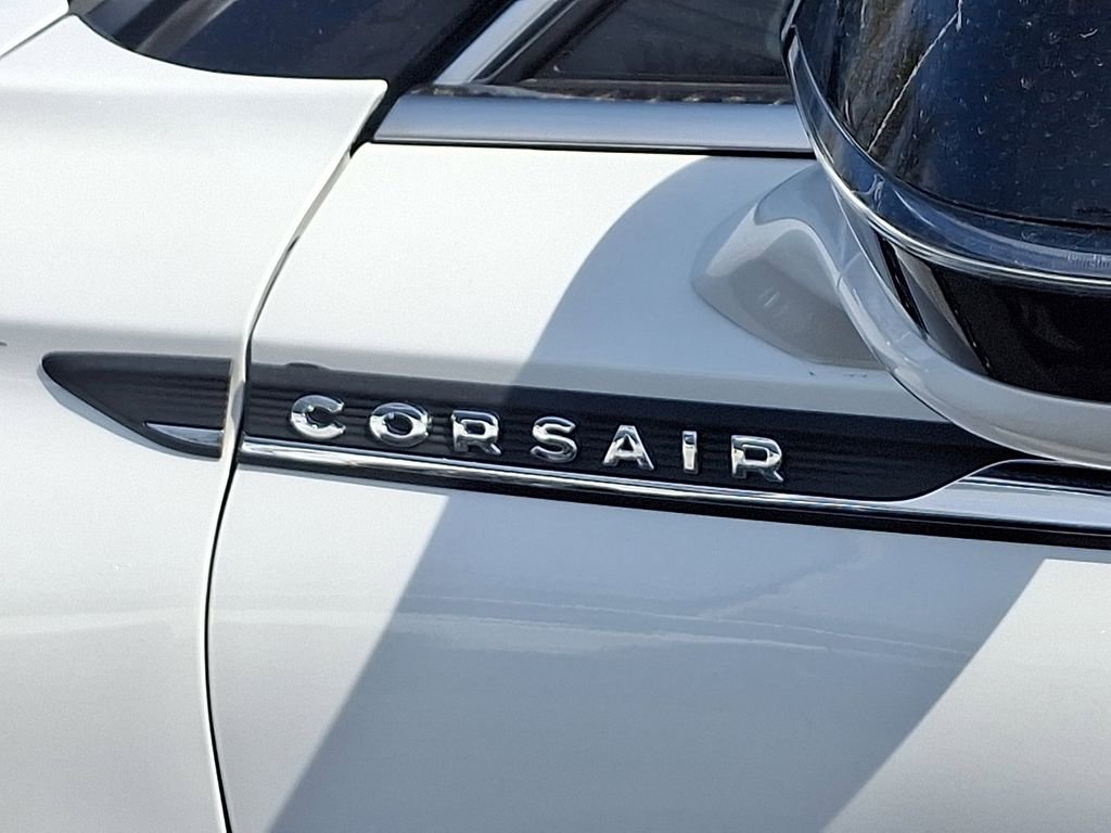 Certified 2023 Lincoln Corsair Reserve w/ Equipment Group 201A AWD/4WD image 30