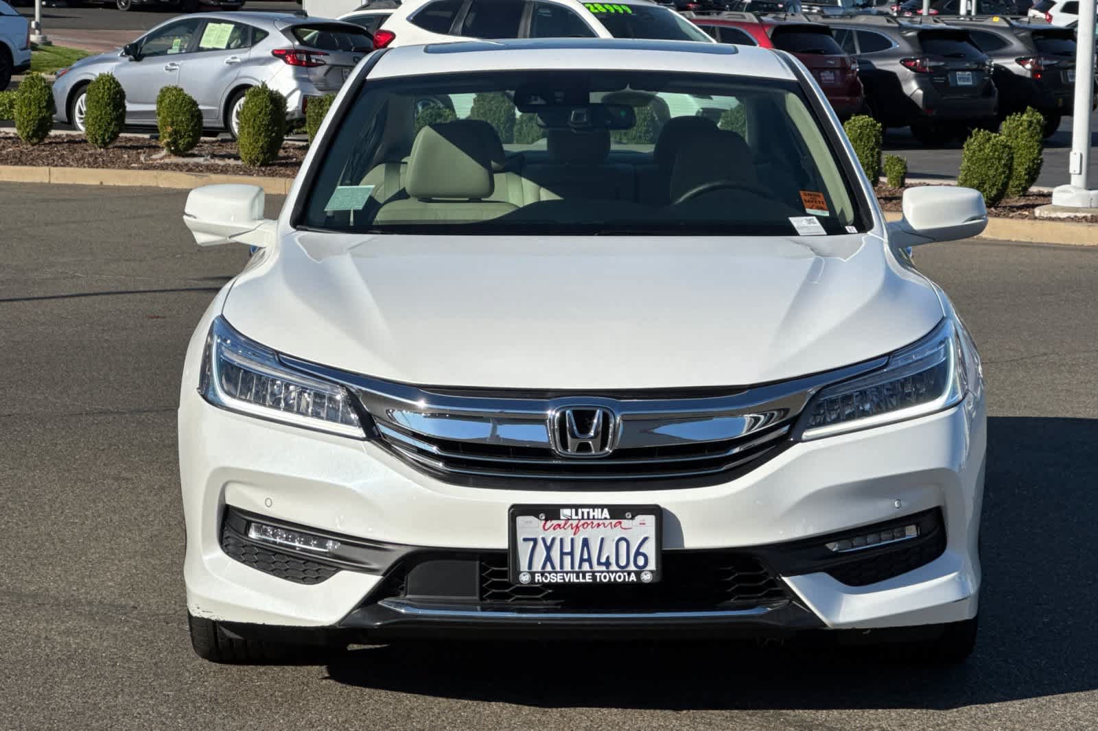 Used 2017 Honda Accord Touring image 10