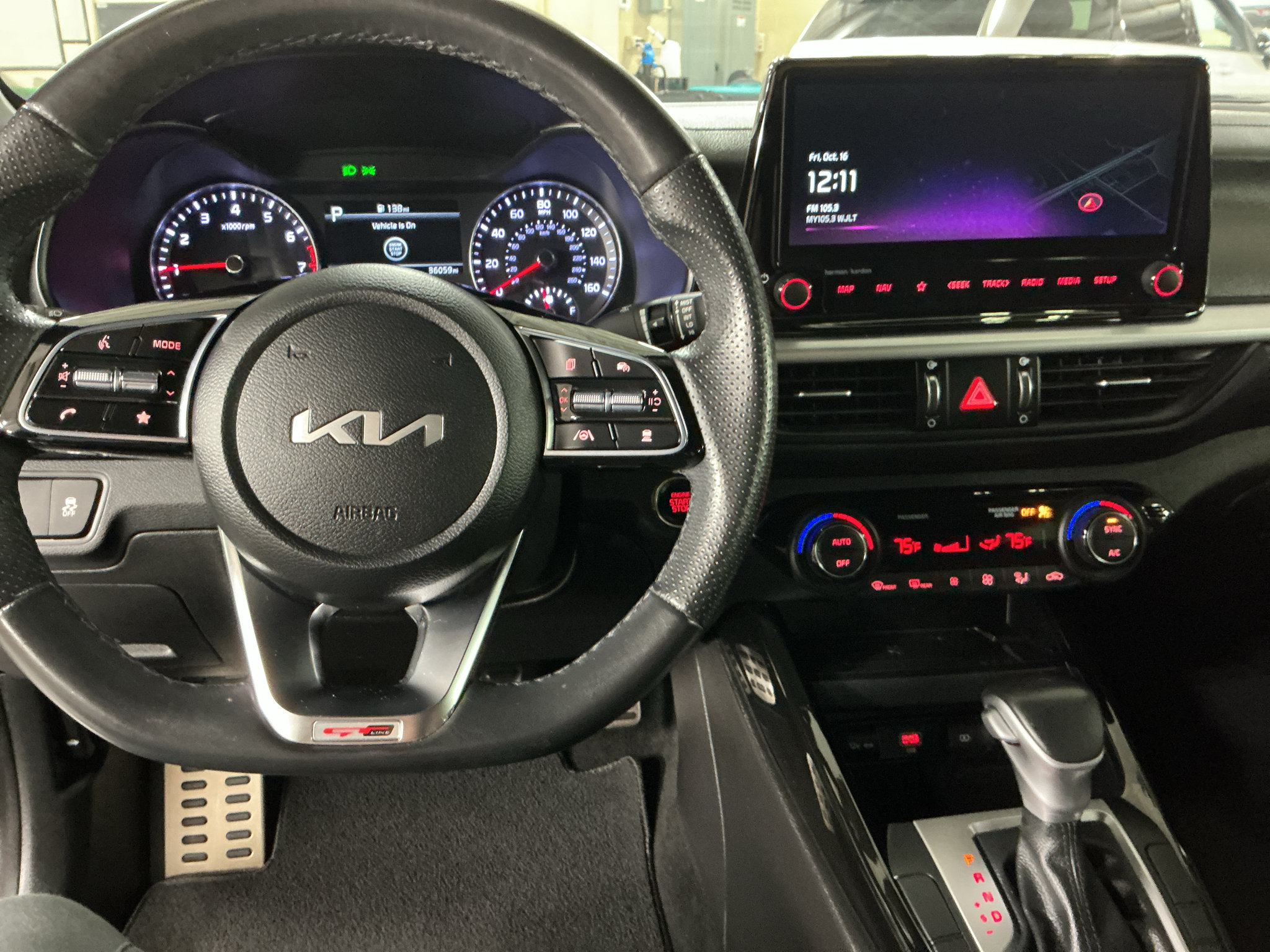 Used 2023 Kia Forte GT-Line w/ GT-Line Premium Package FWD image 9