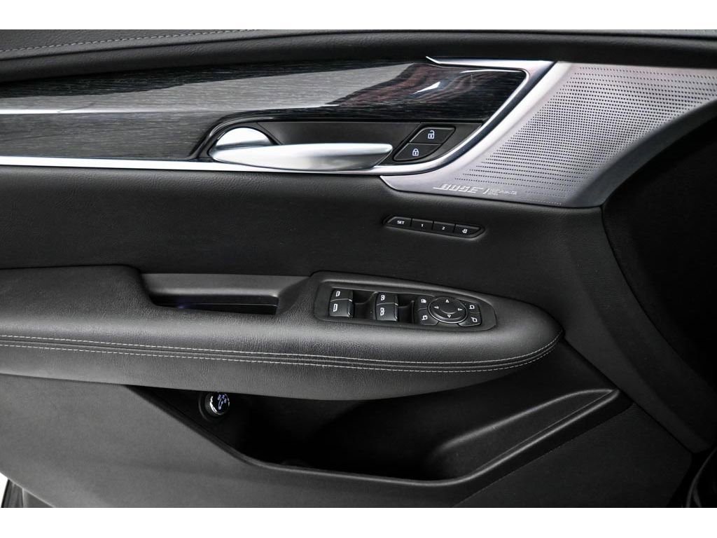 Certified 2022 Cadillac XT5 Premium Luxury image 8