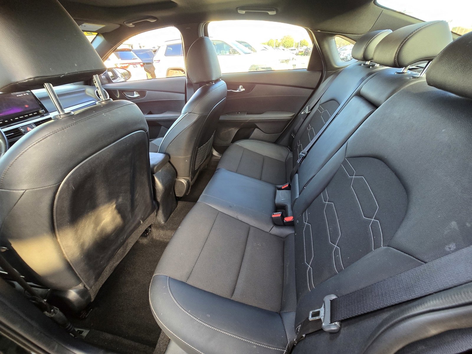 Used 2024 Kia Forte GT-Line w/ GT-Line Premium Package image 9