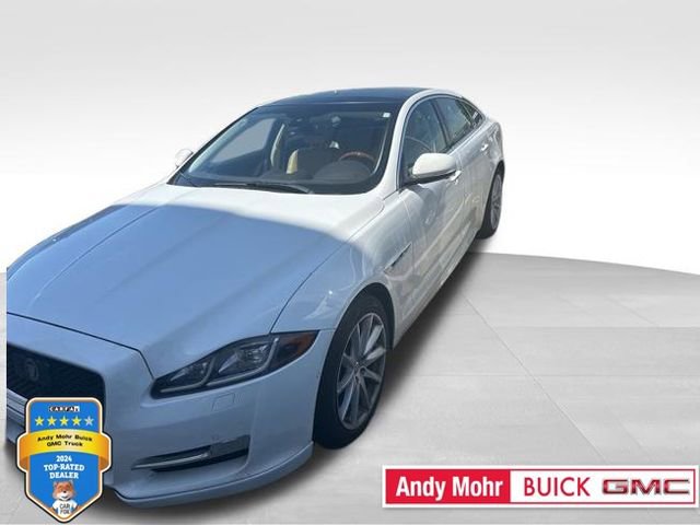 Used 2016 Jaguar XJ R-Sport image 1