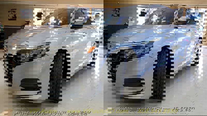 Used 2019 Honda Accord LX image 3