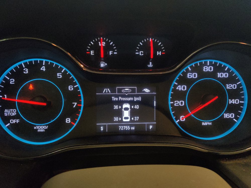 Used 2017 Chevrolet Cruze LS FWD image 23
