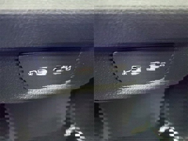 New 2026 Volkswagen Tiguan SEL R-Line image 13