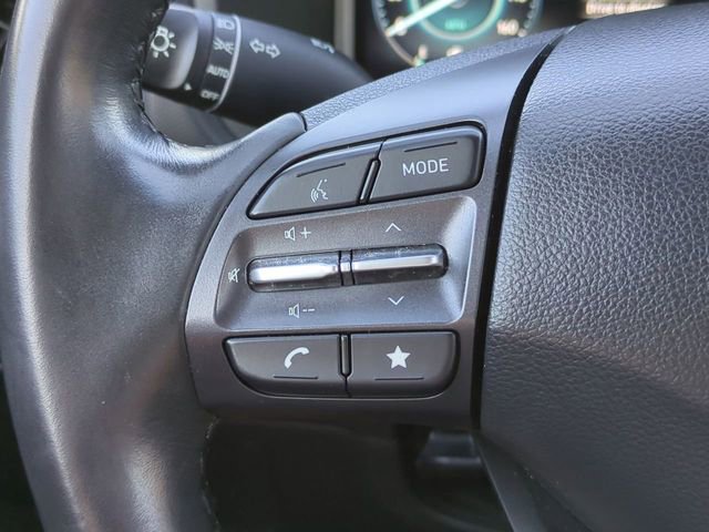 Certified 2022 Hyundai Kona Limited FWD image 25