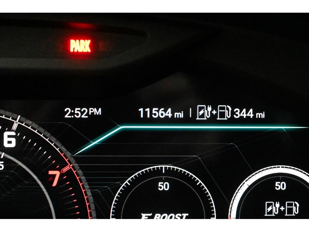 Used 2025 Lamborghini Urus SE image 63