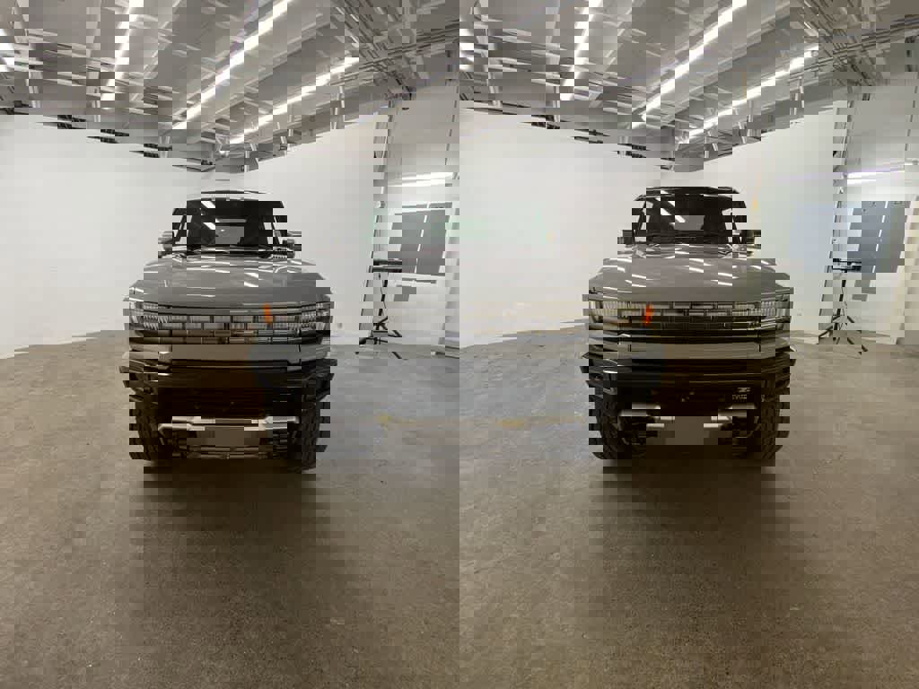 Used 2024 GMC Hummer EV 2X AWD/4WD image 9