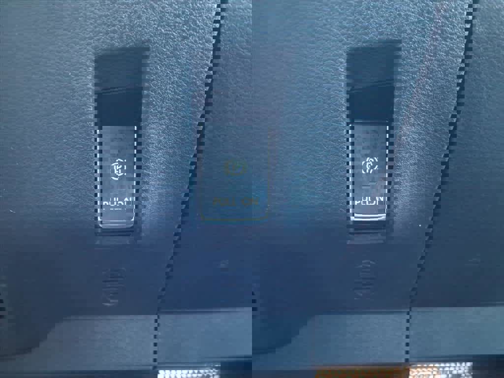 Certified 2023 Nissan Ariya FWD image 22