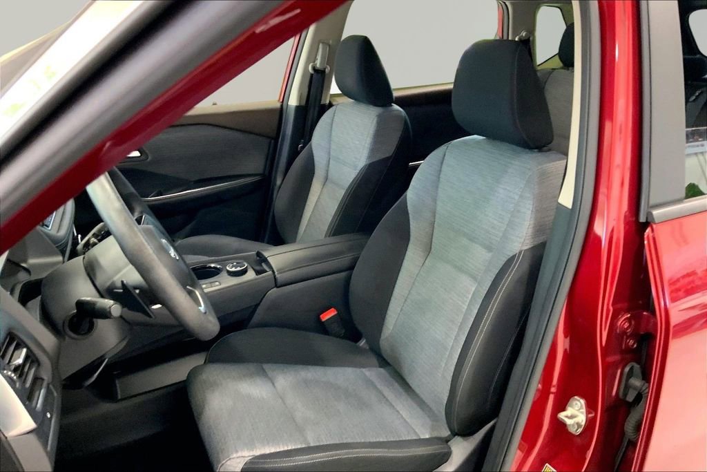 Used 2023 Nissan Rogue SV AWD/4WD image 15
