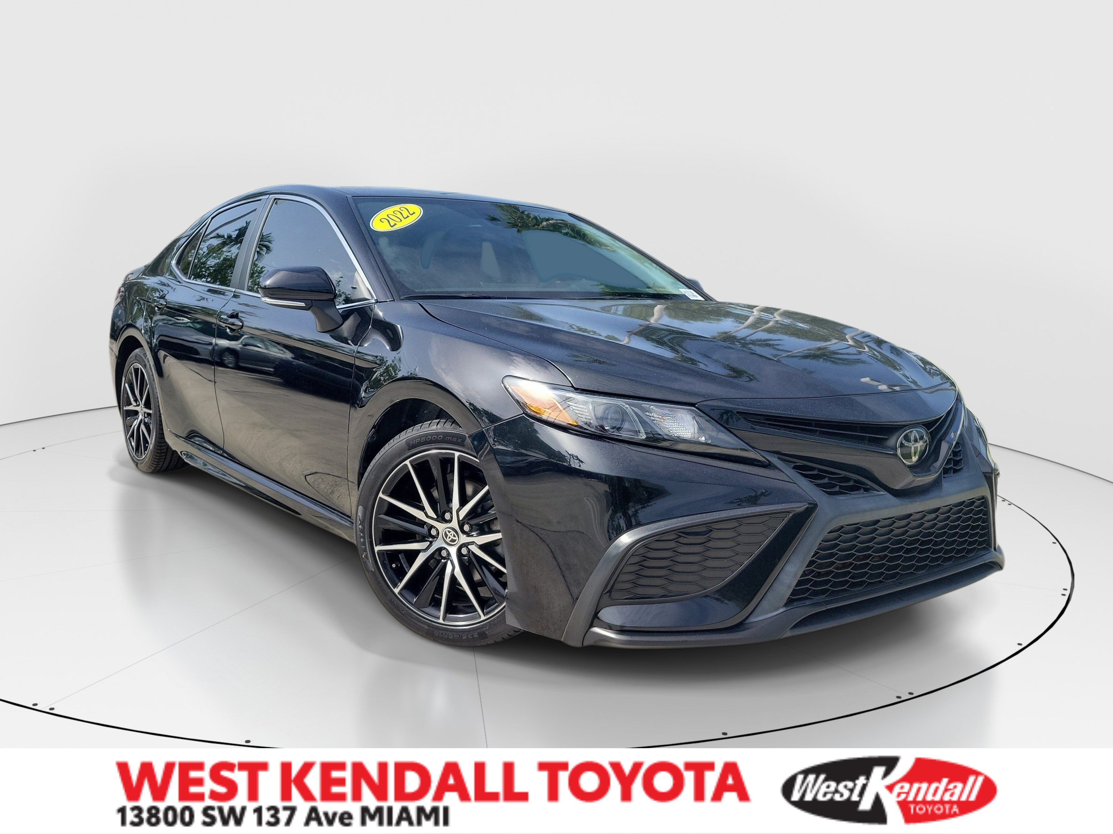 Used 2022 Toyota Camry SE FWD video 1
