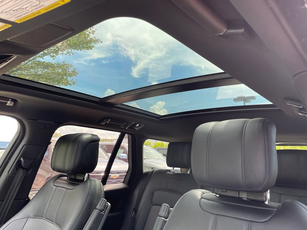Used 2020 Land Rover Range Rover HSE AWD/4WD image 27