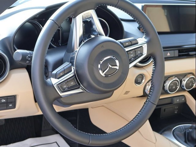 New 2026 MAZDA MX-5 Miata RF Grand Touring w/ Appearance Package RWD image 18