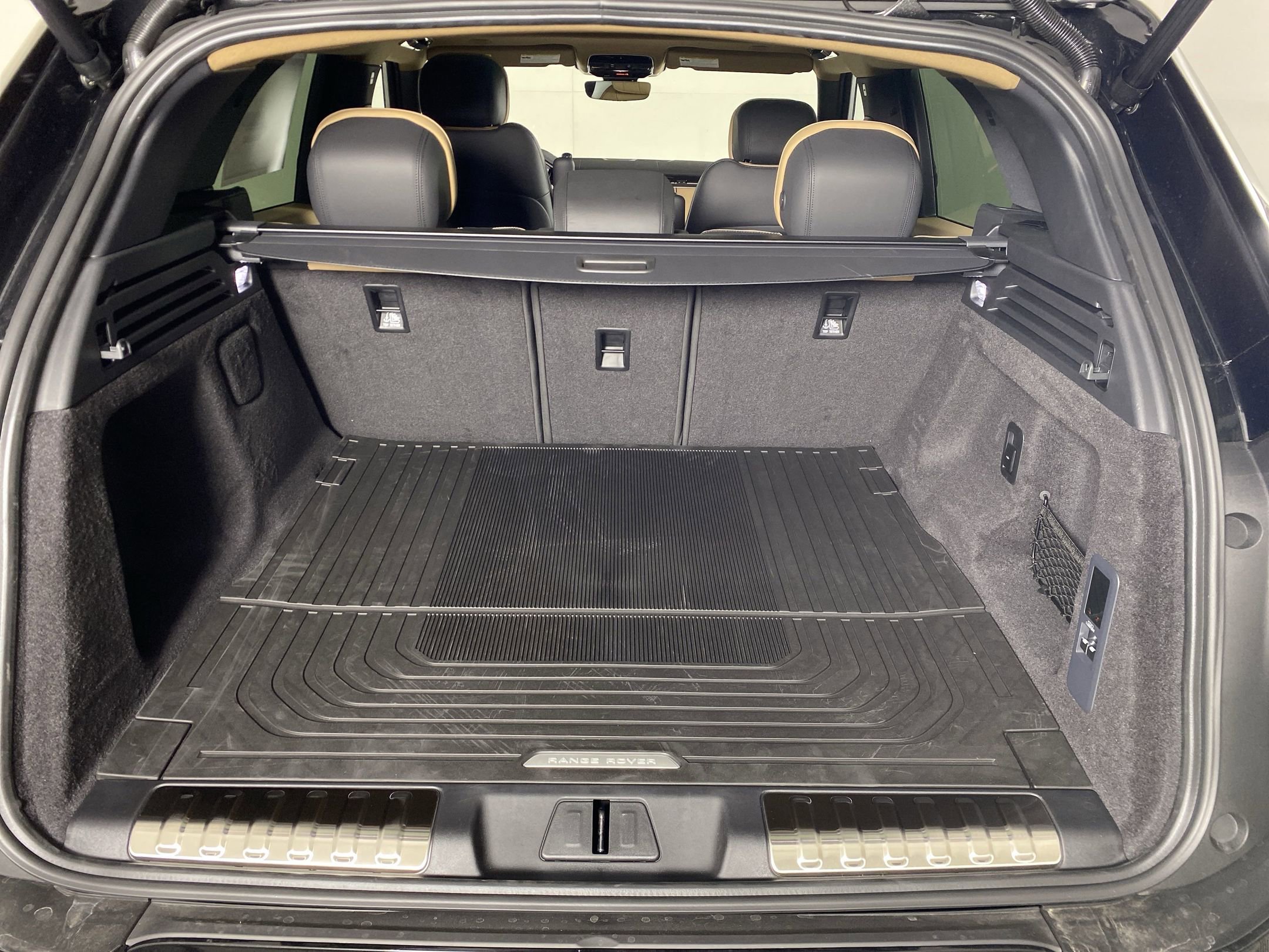 New 2025 Land Rover Range Rover Sport Dynamic SE image 25