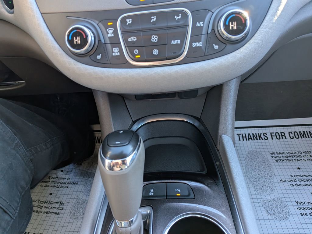 Used 2020 Chevrolet Malibu LT image 22