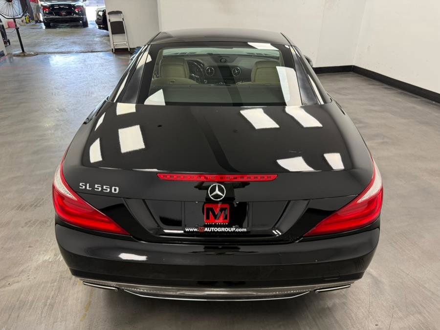 Used 2013 Mercedes-Benz SL 550 image 9