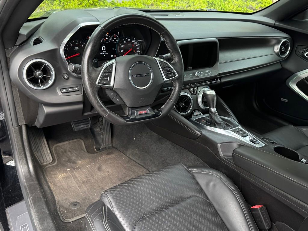 Used 2016 Chevrolet Camaro SS RWD image 16