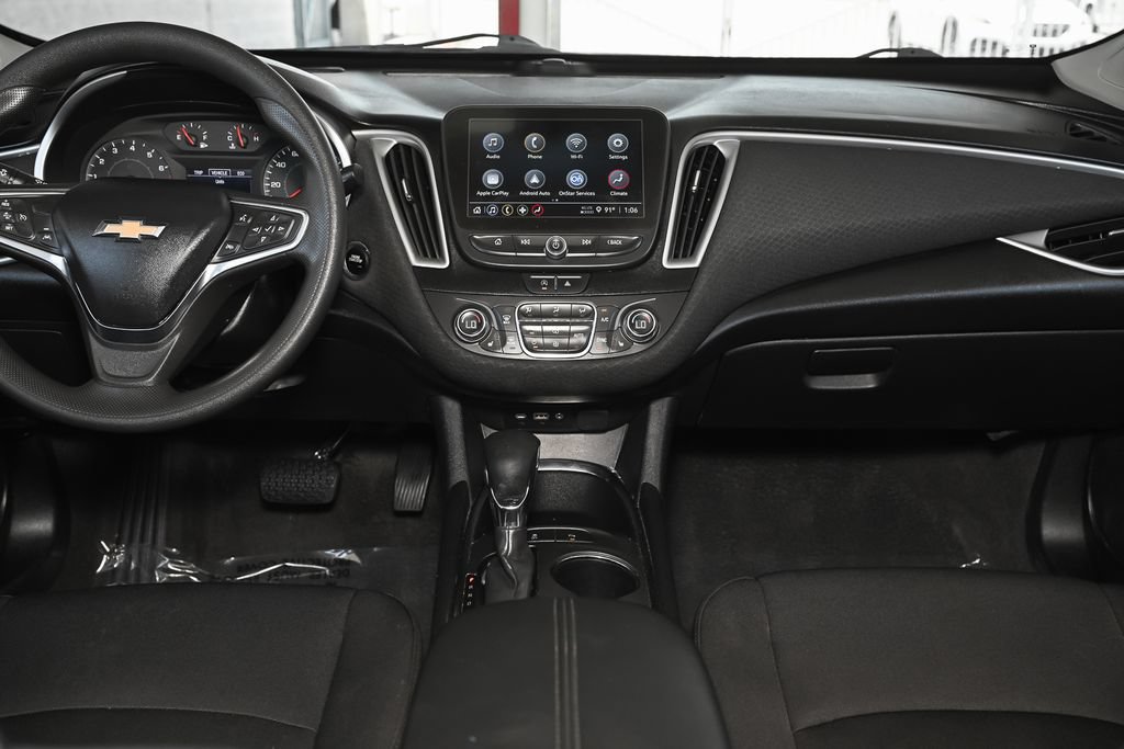 Used 2024 Chevrolet Malibu LT FWD image 29
