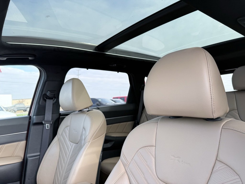 Used 2024 Kia Sorento SX Prestige w/ Olive Brown Leather Package image 23