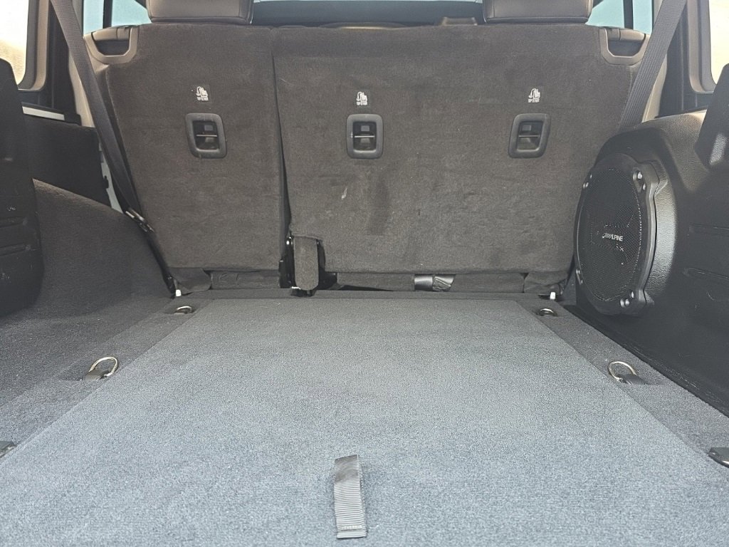 Used 2018 Jeep Wrangler Unlimited Rubicon image 16