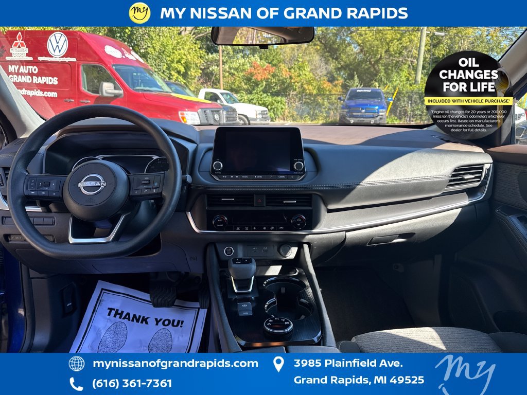 Used 2023 Nissan Rogue SV AWD/4WD image 13