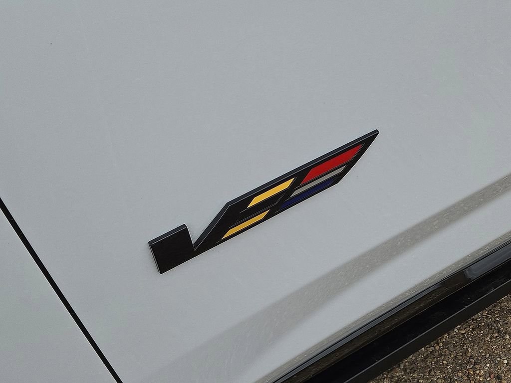 Used 2026 Cadillac Escalade V w/ LPO, ONYX Package AWD/4WD image 12