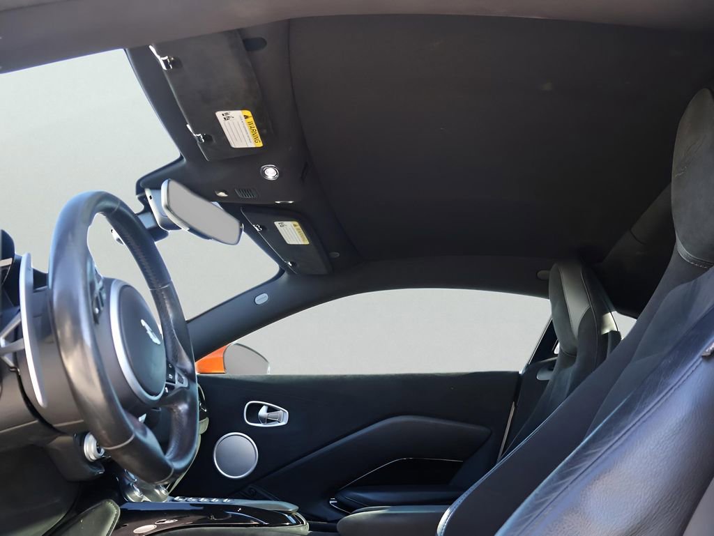 Used 2020 Aston Martin V8 Vantage Coupe image 34
