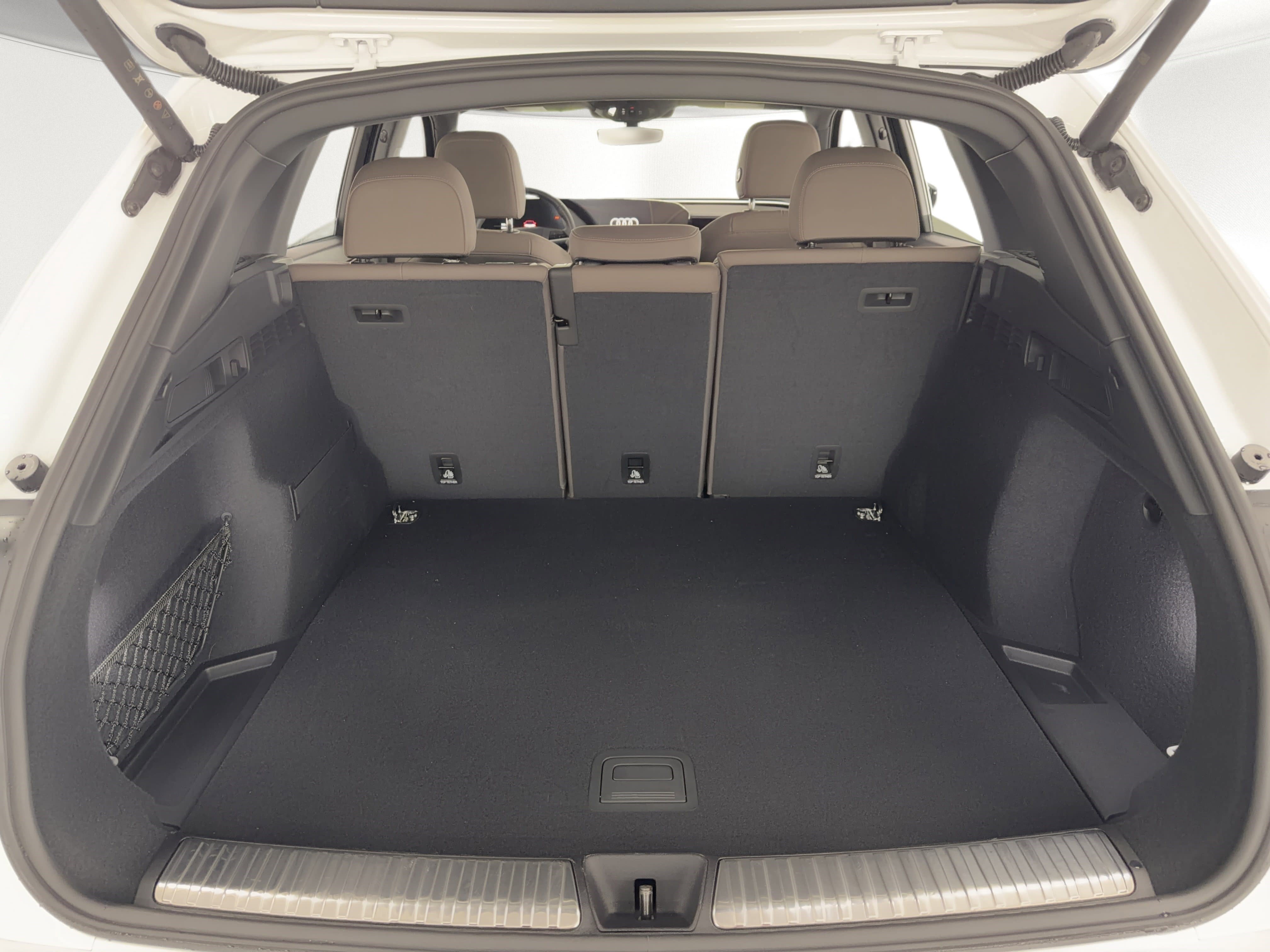 Certified 2025 Audi Q5 Premium Plus w/ Premium Plus image 13