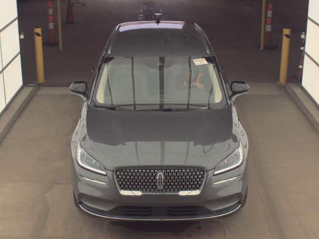 Used 2022 Lincoln Corsair AWD w/ Equipment Group 101A image 3