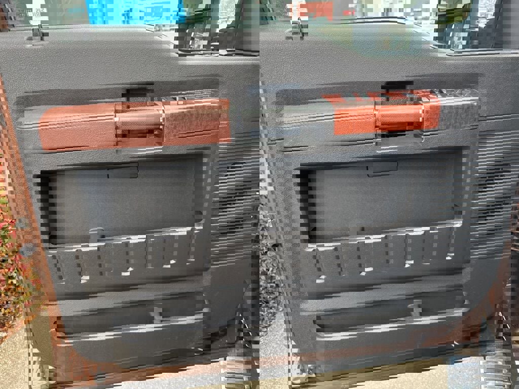 Used 2012 Ford F250 King Ranch w/ King Ranch w/Chrome Pkg image 14