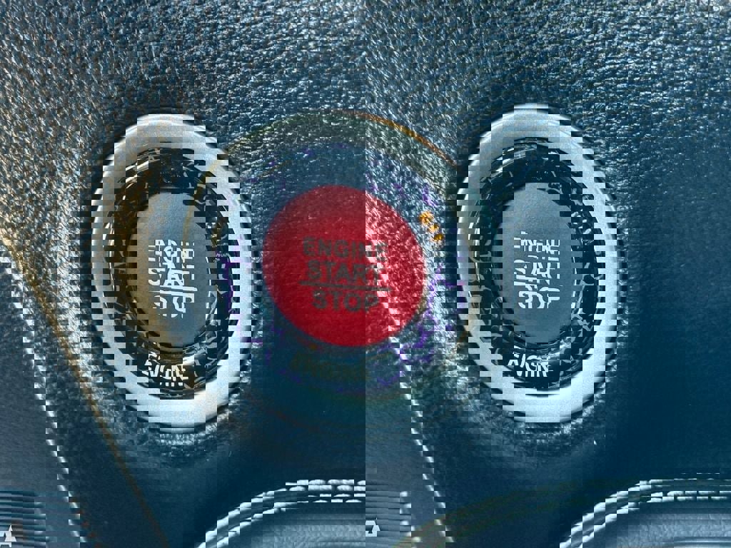 Used 2019 Dodge Challenger SRT Hellcat Redeye image 24