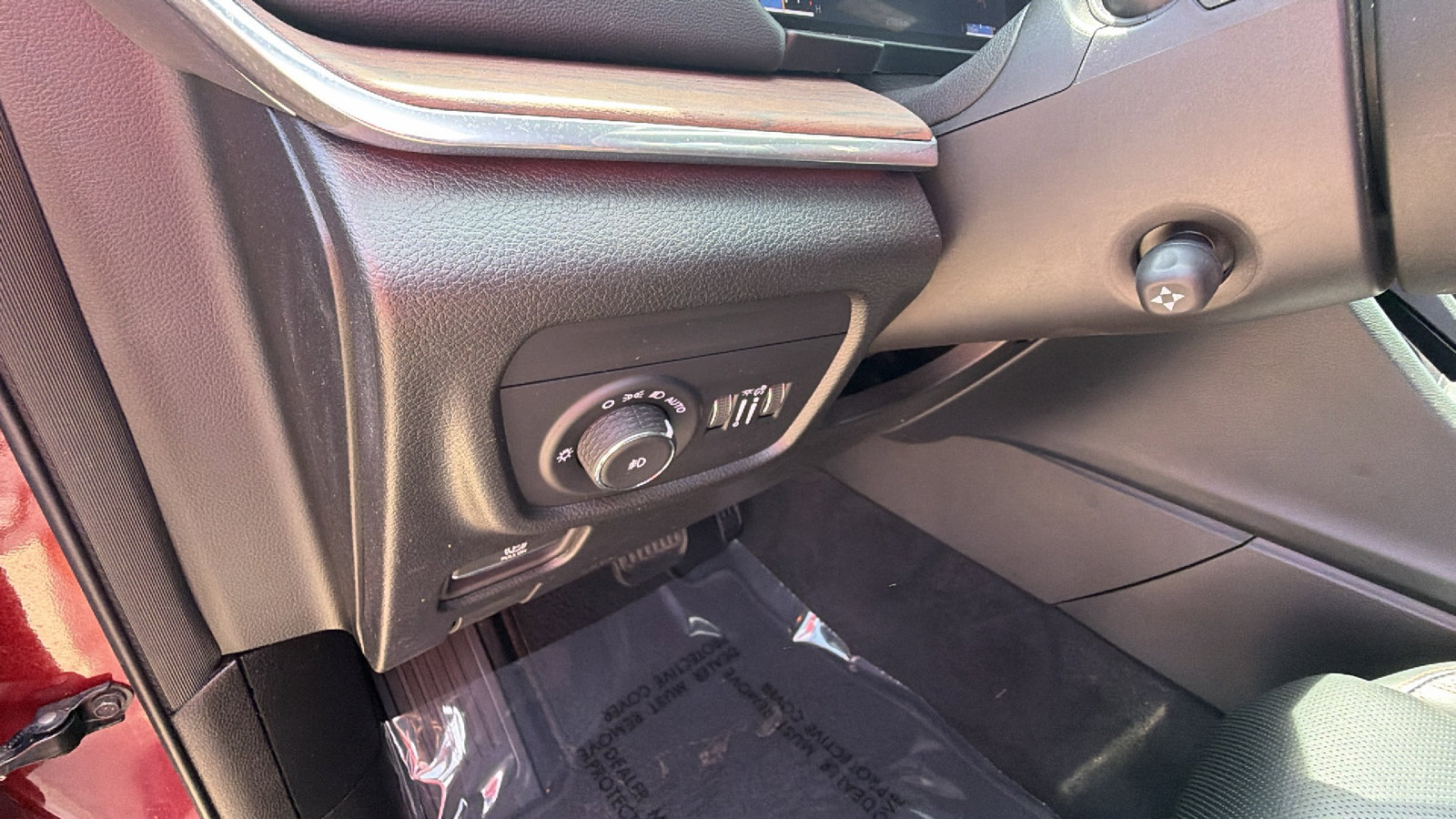 Used 2025 Jeep Grand Cherokee L Summit w/ Advanced Protech Group IV image 29