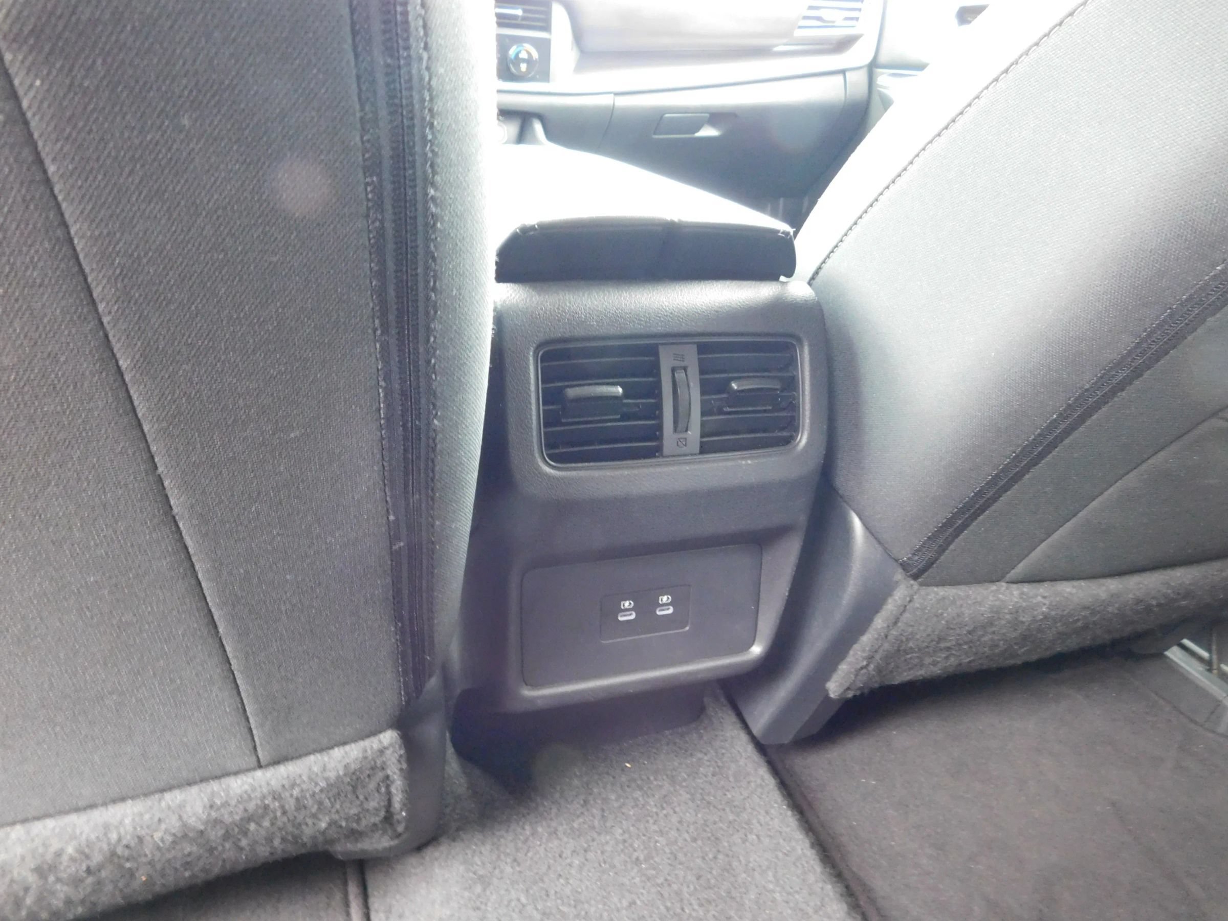 Used 2024 Nissan Rogue SV AWD/4WD image 12