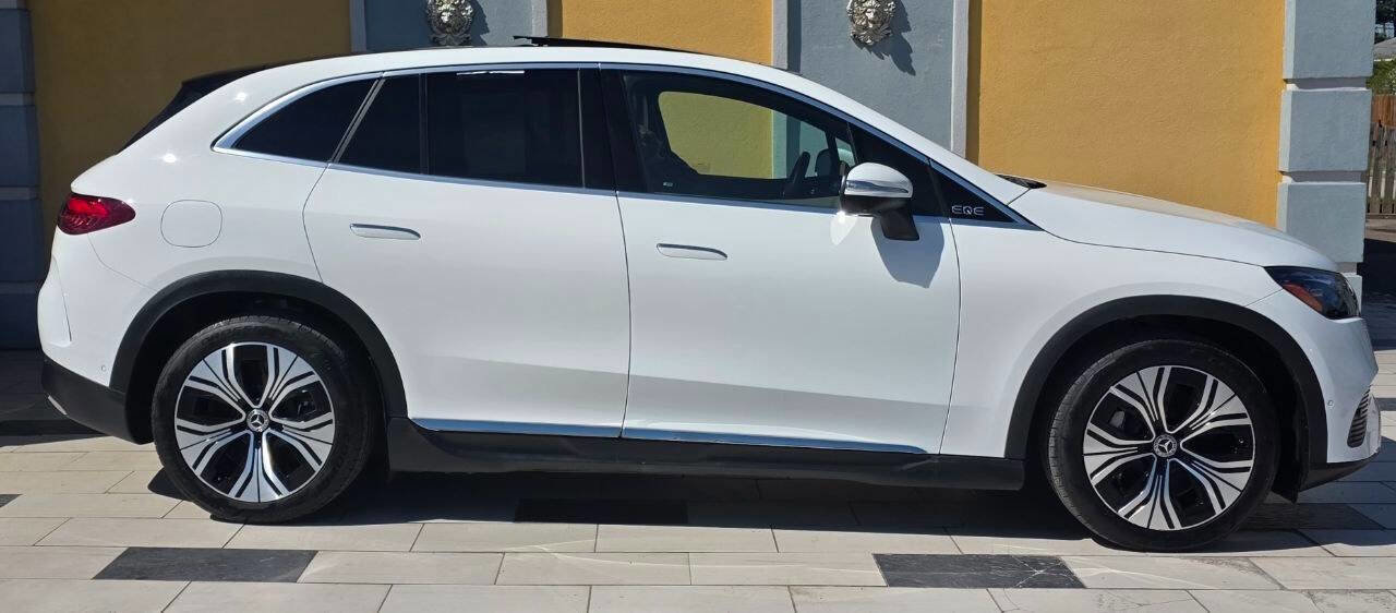 Used 2024 Mercedes-Benz EQE 350+ 4MATIC SUV w/ Driver Assistance Package image 4