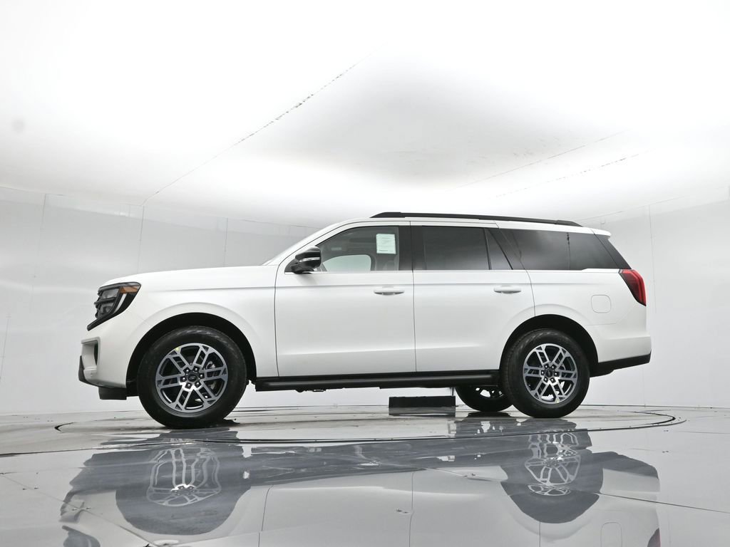 New 2026 Ford Expedition Active image 52