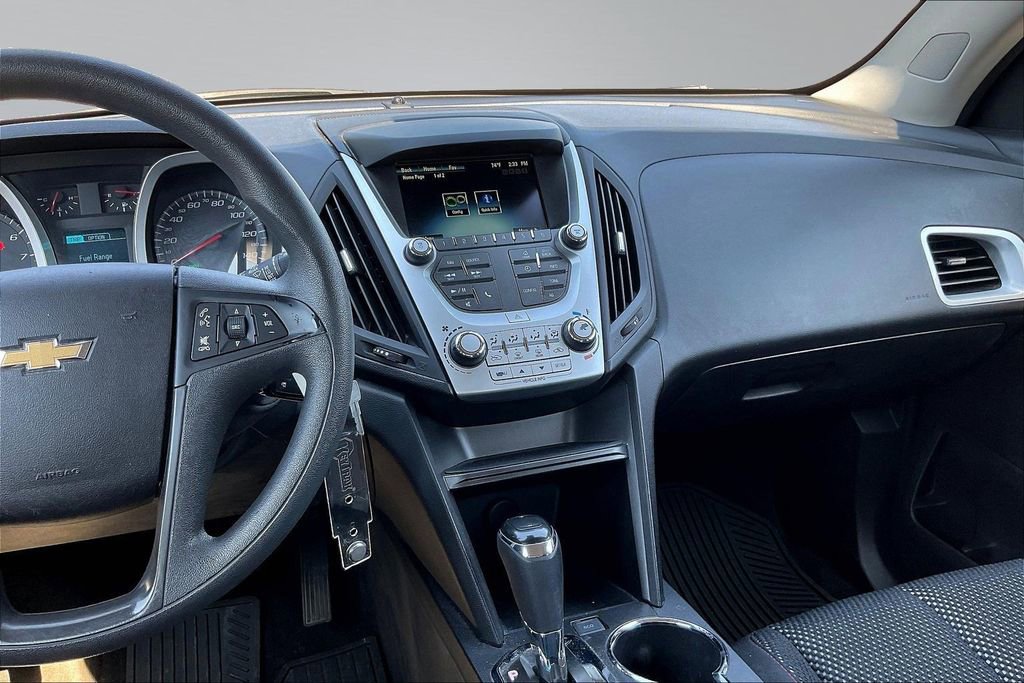 Used 2017 Chevrolet Equinox LS FWD image 6