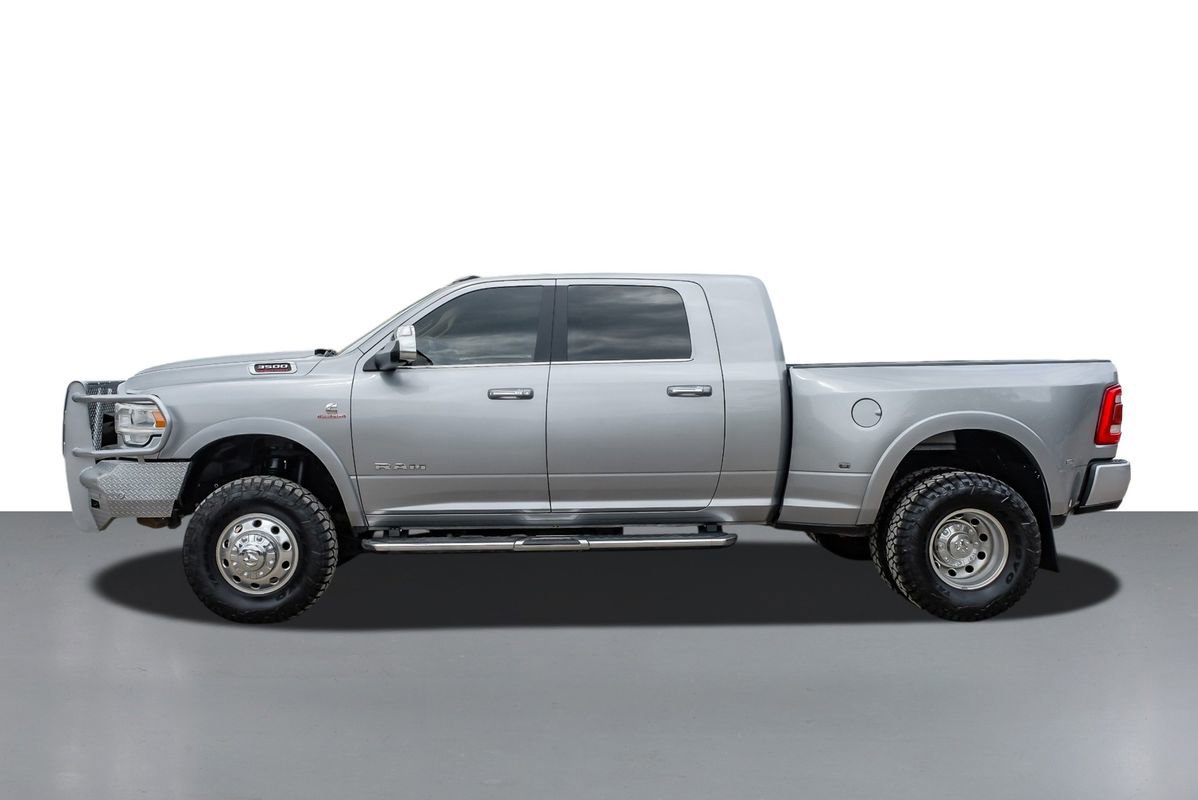 Used 2022 RAM 3500 Laramie AWD/4WD image 9