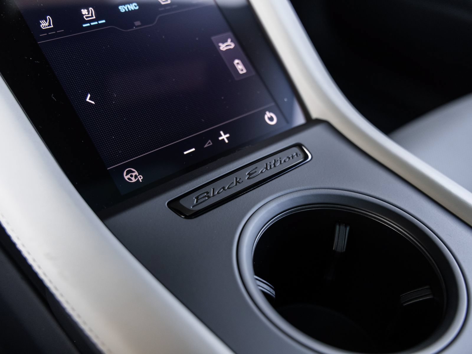 New 2026 Porsche Taycan AWD/4WD image 35
