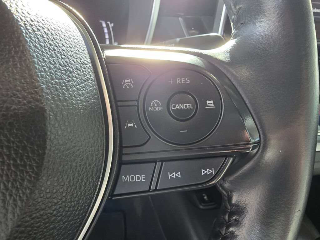 Used 2024 Toyota Corolla XSE FWD image 29