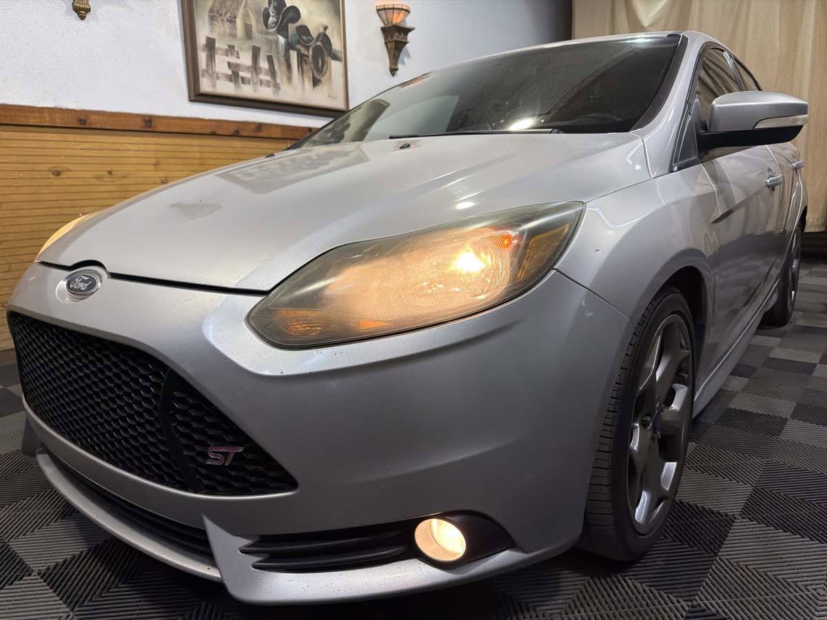 Used 2014 Ford Focus ST image 4