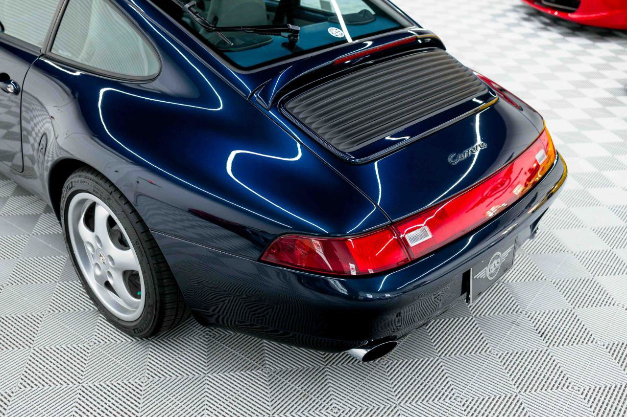 Used 1995 Porsche 911 GT3 RS image 26