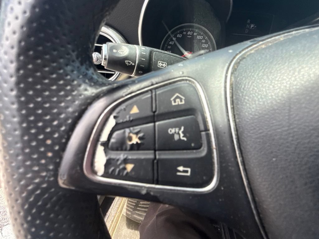 Used 2015 Mercedes-Benz C 300 4MATIC Sedan image 19