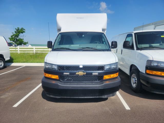 New 2024 Chevrolet Express 3500 w/ Power Convenience Package image 2