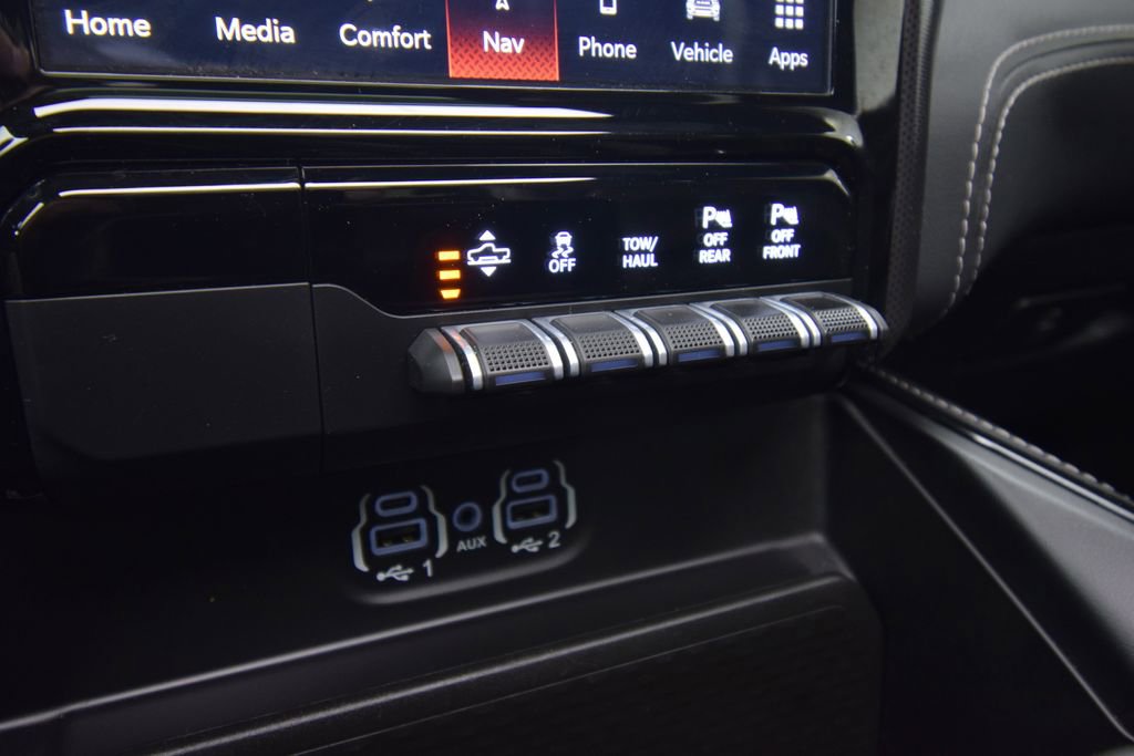 Used 2023 RAM 1500 Limited image 34