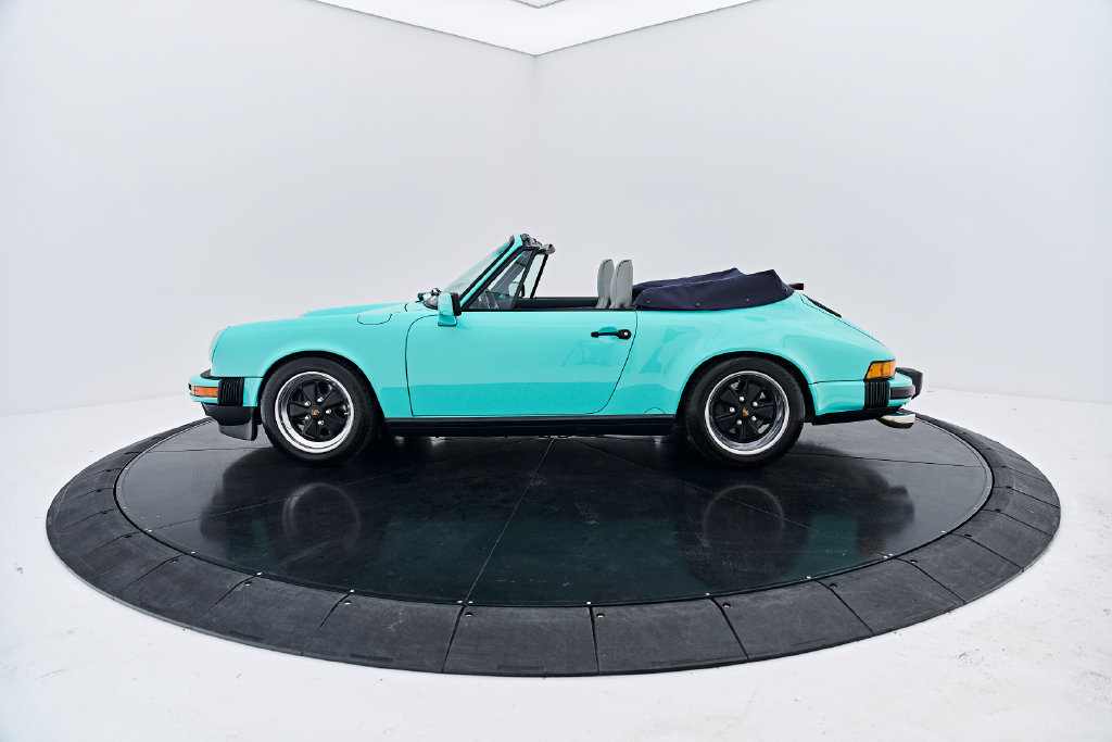 Used 1988 Porsche 911 Carrera RWD image 13