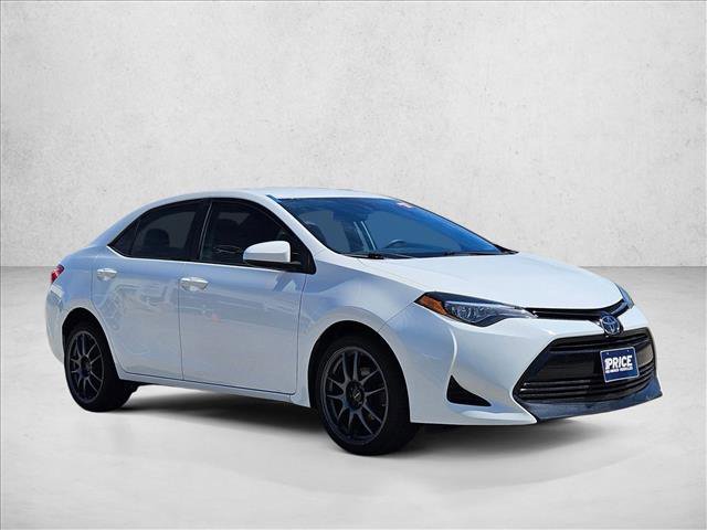 Used 2017 Toyota Corolla LE FWD video 3