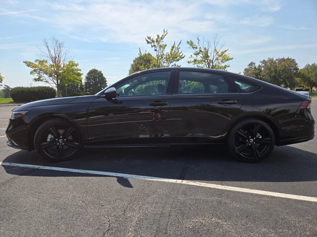 Certified 2025 Honda Accord Sport image 22