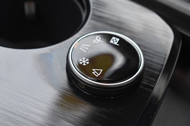 Used 2021 Nissan Rogue SV w/ Premium Package image 26