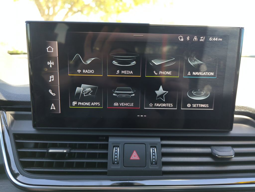 Used 2022 Audi Q5 2.0T Premium w/ Convenience Package image 23